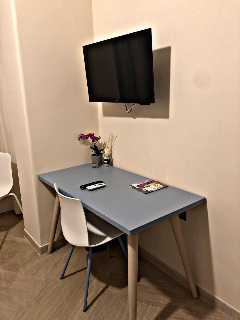 Napoli City Inn Exteriör bild