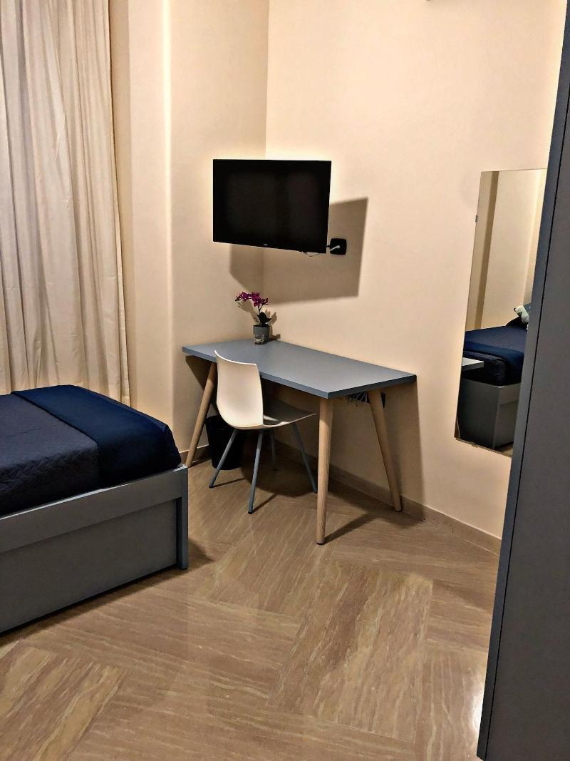 Napoli City Inn Exteriör bild