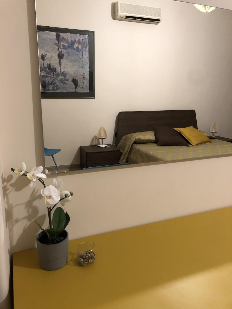 Napoli City Inn Exteriör bild