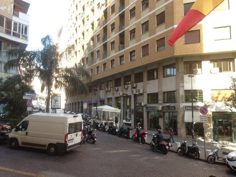 Napoli City Inn Exteriör bild