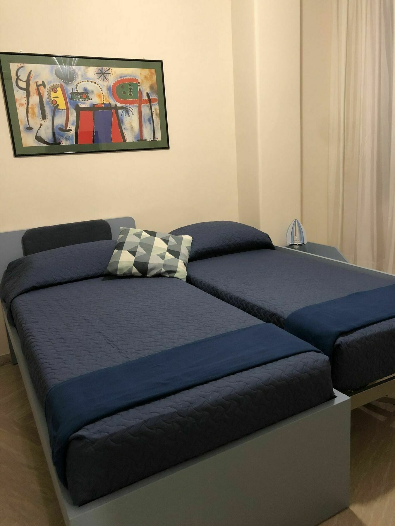Napoli City Inn Exteriör bild